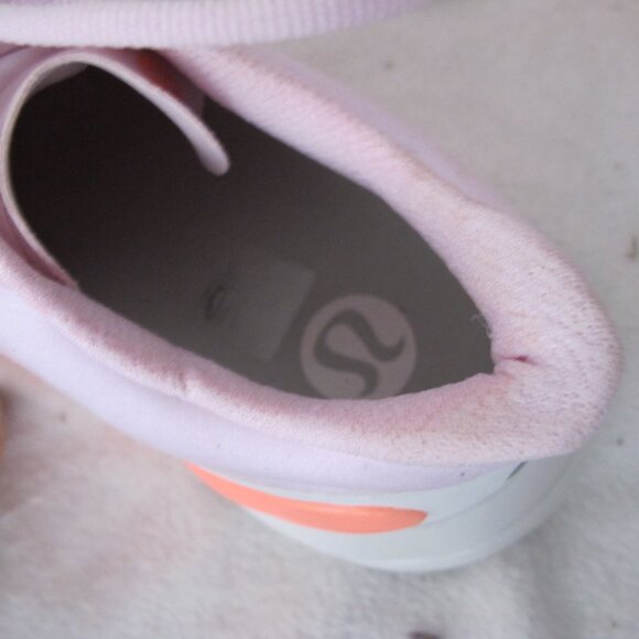 NEW in Box -  Lululemon Blissfeel Run Shoes - 7 - Picture 10 of 11